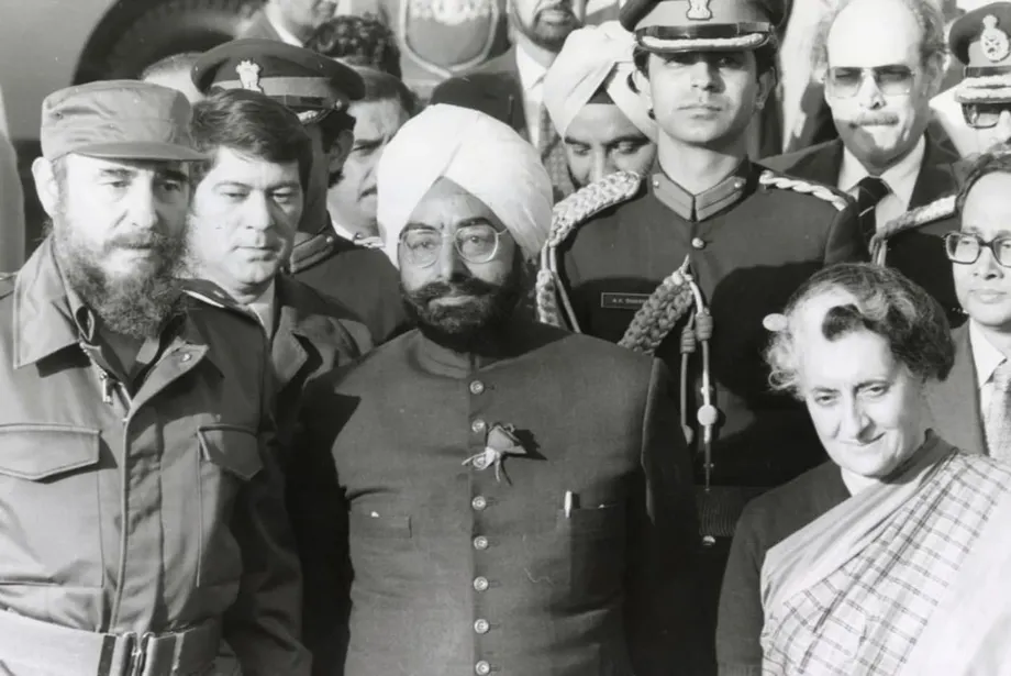 Indira Gandhi, el cambio constitucional y la república que no llegó a nacer