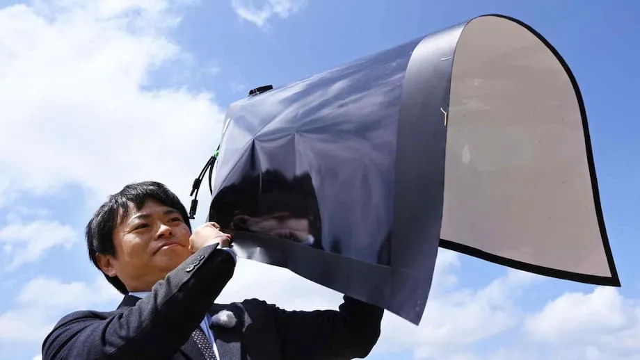 La apuesta de Japón por paneles solares ultrafinos y ultraligeros: la innovación de la perovskita destaca en la Expo 2025 de Osaka