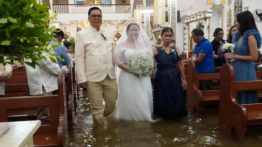 Bodas entre inundaciones en Filipinas: amor, resiliencia y una crisis que persiste
