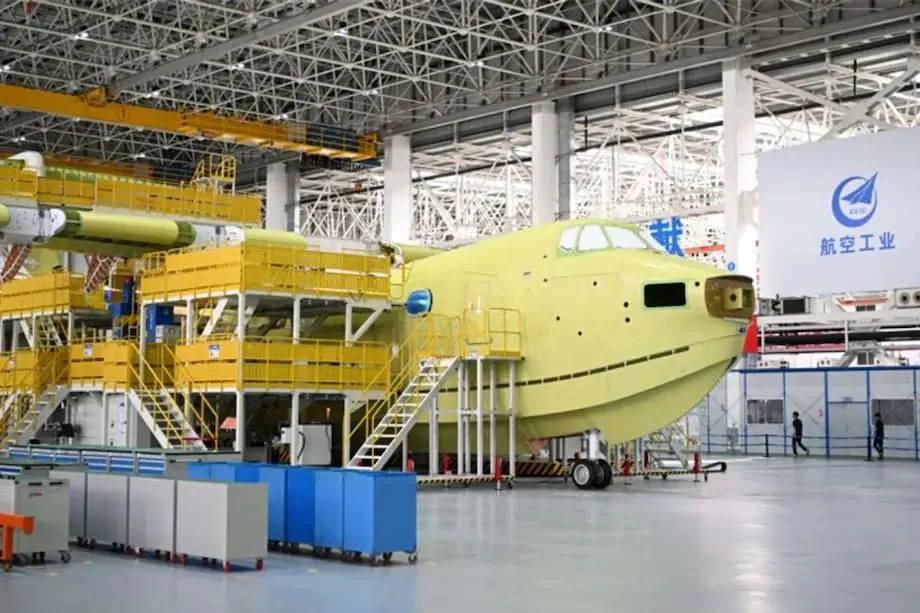 El AG600 Kunlong de China: el avión anfibio más grande del mundo inicia su producción en serie