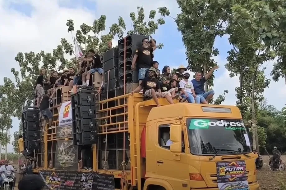 El sound horeg de Indonesia: cultura, controversia y llamados a regularlo