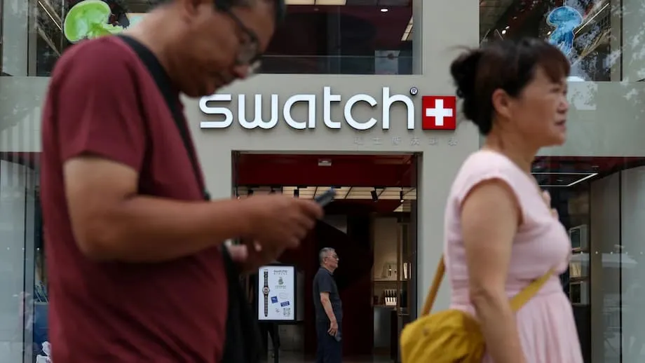 Swatch enfrenta una ola de críticas en China por un anuncio de «ojos rasgados»: qué salió mal y qué significa para las marcas globales