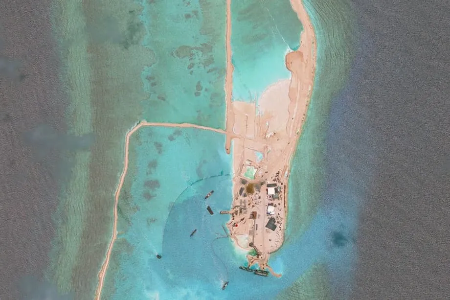 La construcción de islas de Vietnam en el mar de China Meridional: cómo supera a China y cambia el equilibrio regional