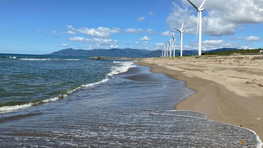 Japón volverá a licitar parques eólicos marinos tras la costosa retirada de Mitsubishi: qué implica para el futuro de la energía limpia del país