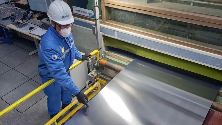 La industria siderúrgica de Corea del Sur, bajo presión: cómo afrontar los aranceles de Estados Unidos, la competencia china y los cambios en el comercio mundial