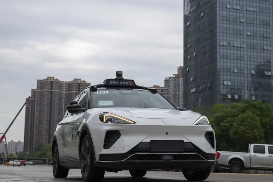 China desplegará 300.000 taxis sin conductor en las principales ciudades para 2030 y acelerará la carrera mundial de los robotaxis
