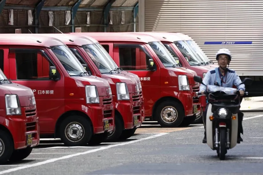 Japan Post suspende furgonetas de reparto en 100 oficinas postales por incumplimientos en los controles a conductores