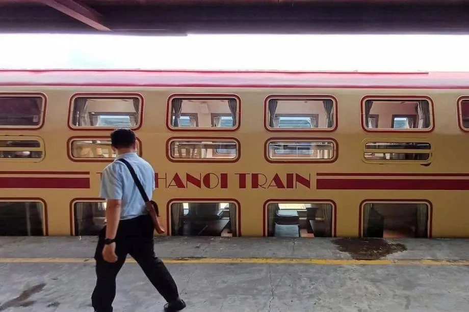 El tren patrimonial de Hanói convierte el viaje en tren en un escenario cultural