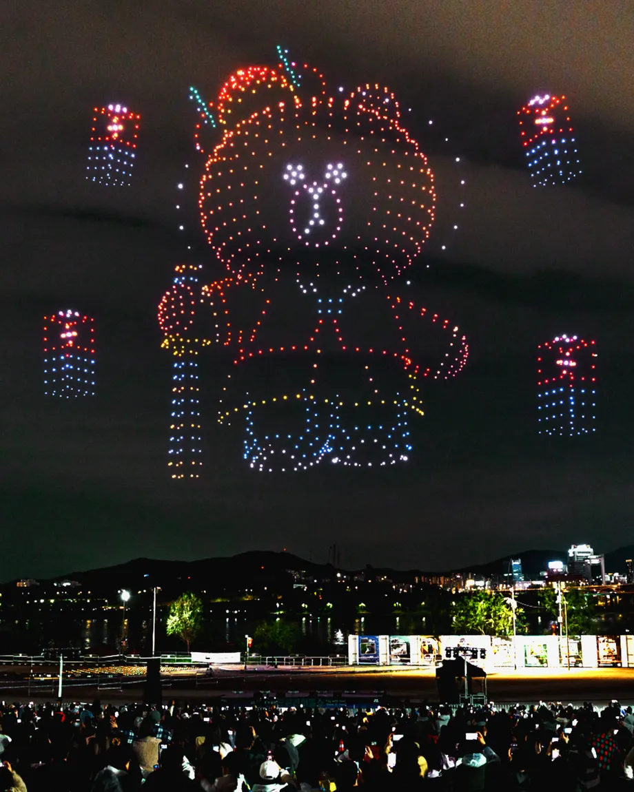 KPop Demon Hunters surca el cielo de Seúl con un espectáculo de 1.200 drones sobre el río Han