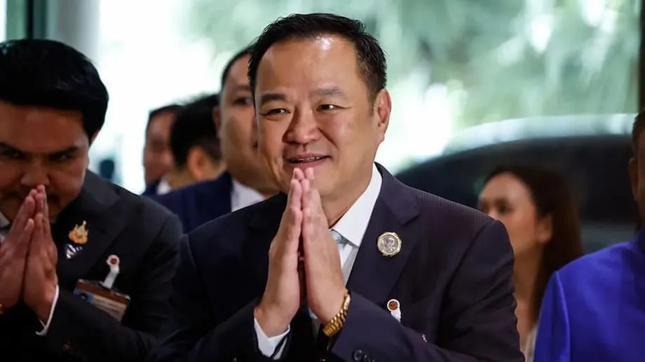 Anutin Charnvirakul se convierte en primer ministro de Tailandia en medio de la agitación y con elecciones a la vista