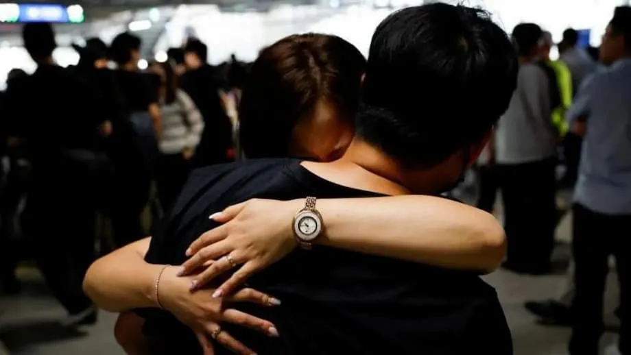 Corea del Sur investiga posibles violaciones de derechos humanos durante redada migratoria de Estados Unidos