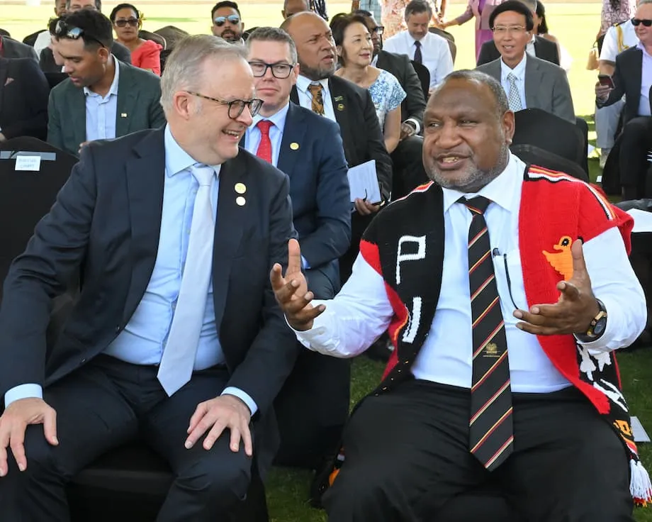 China advierte a Papúa Nueva Guinea mientras Australia impulsa un histórico tratado de defensa
