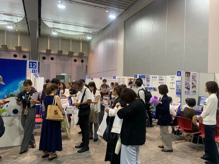 Empleadores de Japón se apresuran a contratar al personal de la Expo de Osaka ante el cierre del evento