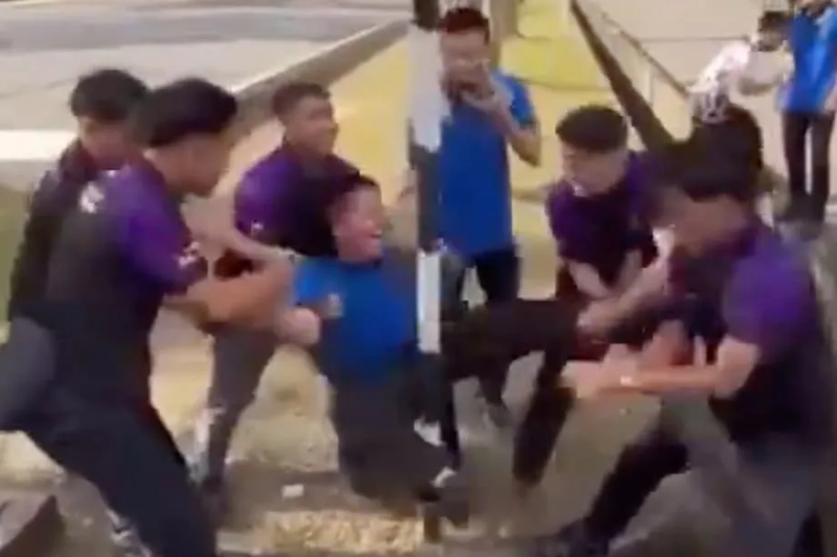 Un ritual de novatadas Happy Corner se vuelve viral en un instituto juvenil de Miri y provoca suspensiones y medidas contra el acoso