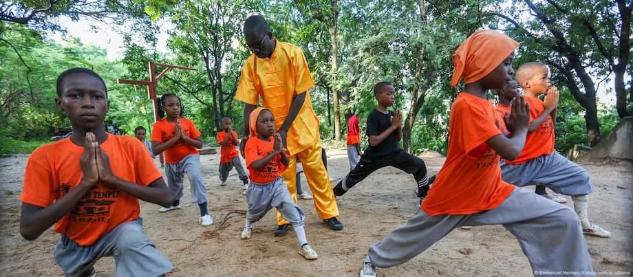 Los Institutos Confucio en África: idioma, poder blando y autonomía local