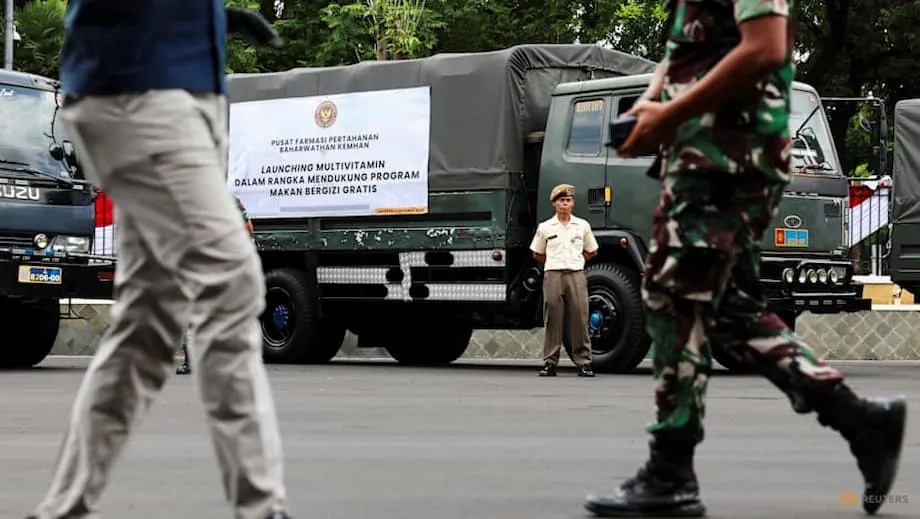 Las Fuerzas Armadas de Indonesia producen multivitamínicos para el programa de comidas gratuitas