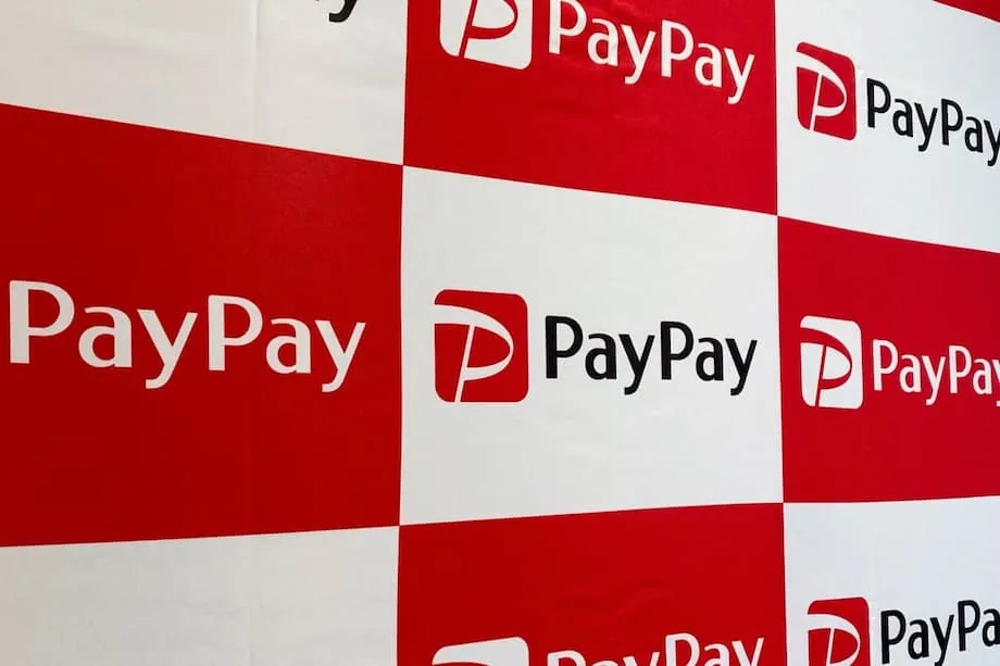 Viajeros de Hong Kong reclaman reembolsos tras fallas de Octopus y PayPay en Japón