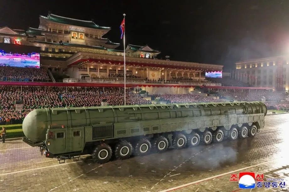 El desfile de Corea del Norte pone en primer plano los misiles hipersónicos e intercontinentales