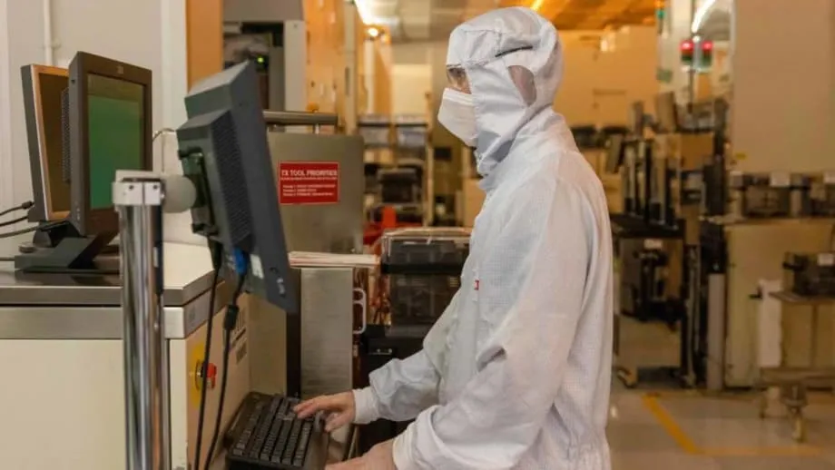 Países Bajos toma el control de Nexperia para garantizar el suministro de chips y la seguridad económica