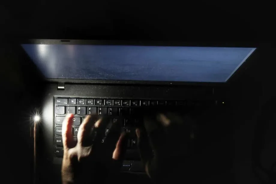 Tropas tailandesas frustran la trata de 11 jóvenes que iban a ser enviados a un centro de estafas telefónicas en Camboya