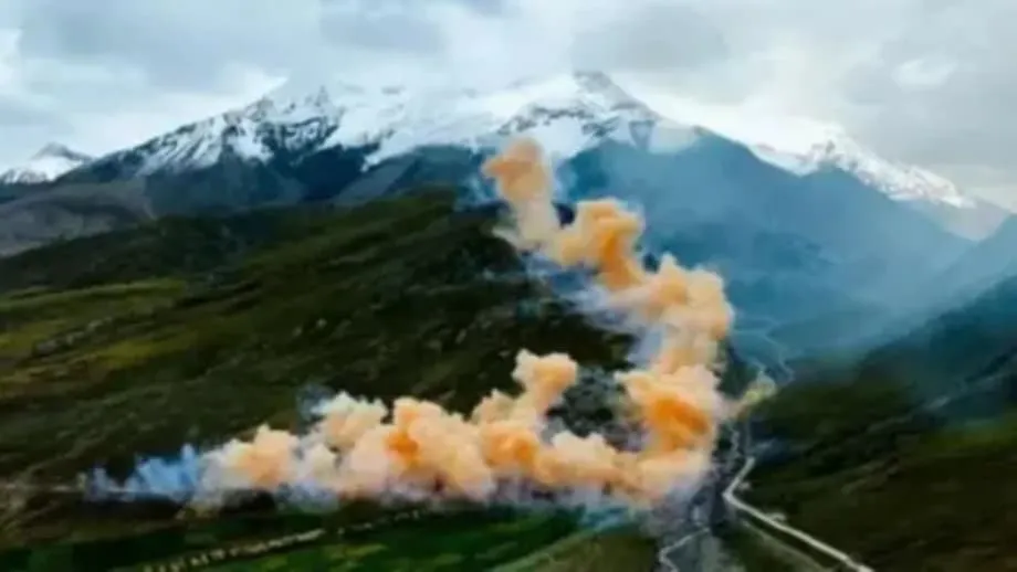 China destituye a funcionarios por espectáculo de fuegos artificiales de Arc'teryx en el Tíbet
