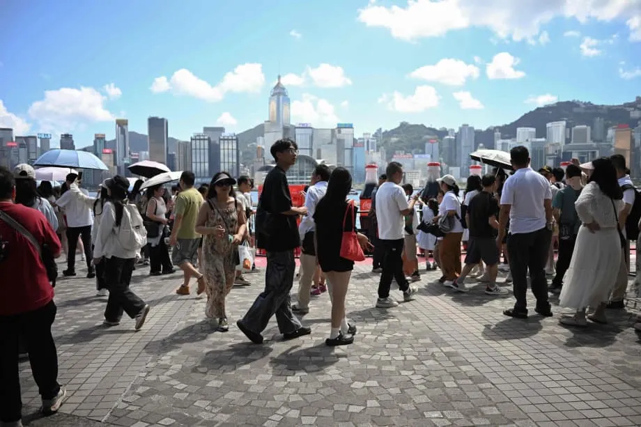 Las marcas de China continental ganan terreno en el comercio minorista de Hong Kong y conquistan a los consumidores