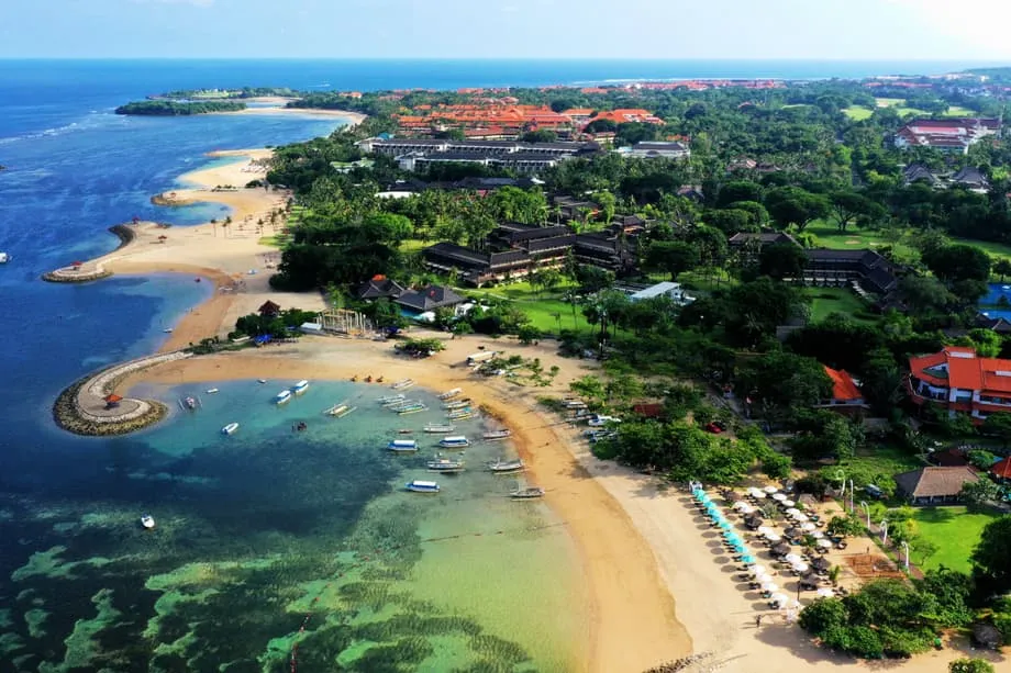 El gobierno de Bali aclara el acceso a las playas de los complejos turísticos y reafirma los derechos del público