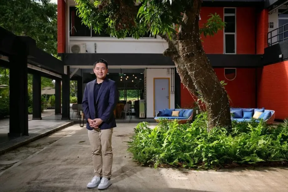 Cómo la convivencia intergeneracional está cambiando la vida de las personas mayores en Singapur