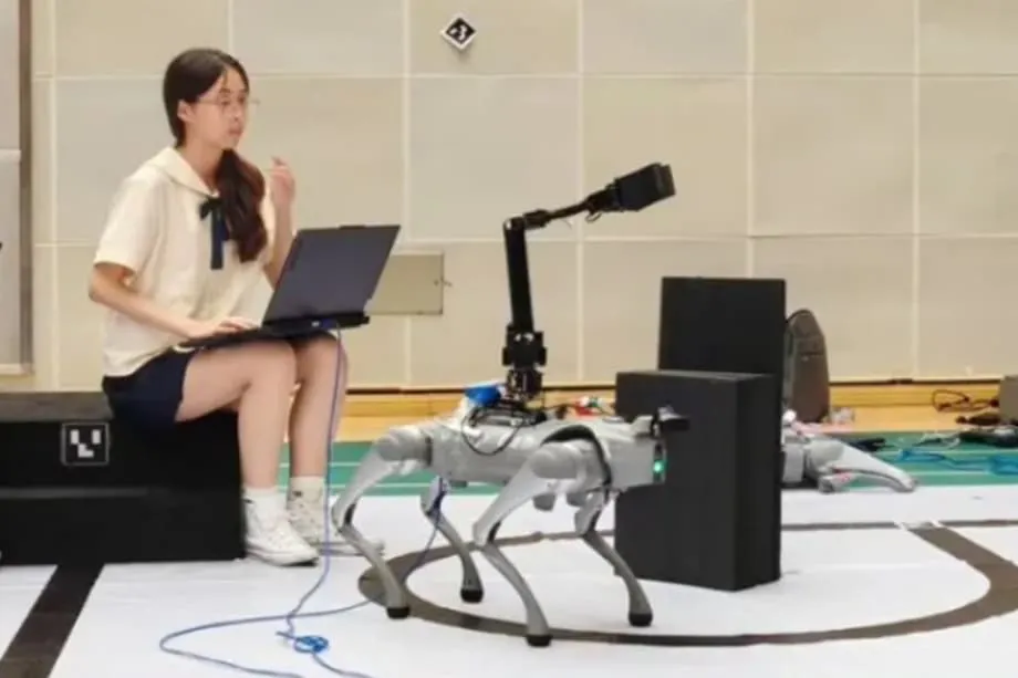 Unitree lanza un curso para estudiantes sobre robots cuadrúpedos con la plataforma Go2