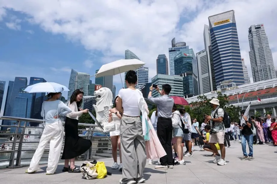 Por qué los turistas chinos tienen opiniones divididas sobre Singapur en este momento