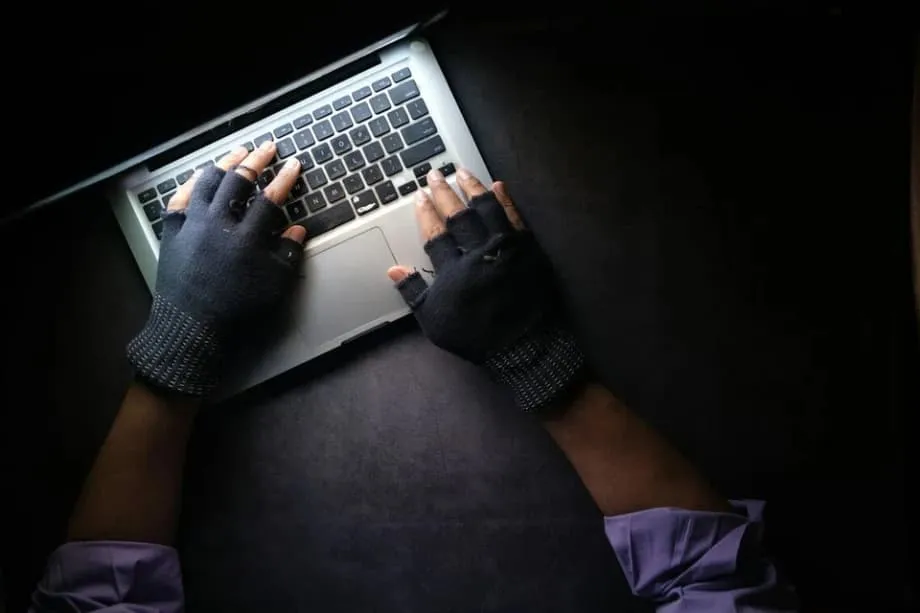 Grupo norcoreano Konni explota Google Find Hub y KakaoTalk para borrar teléfonos y propagar malware en Corea del Sur