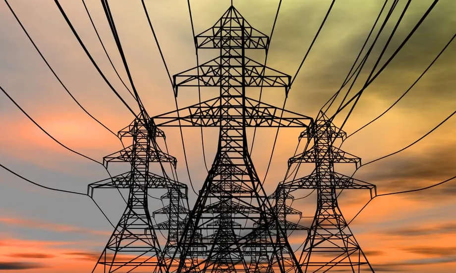 Uzbekistán prolonga sus exportaciones de electricidad a Afganistán hasta 2026