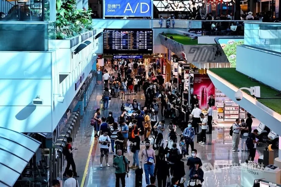 Taiwán ofrece vales de NT$600 a los pasajeros en tránsito en el aeropuerto de Taoyuan