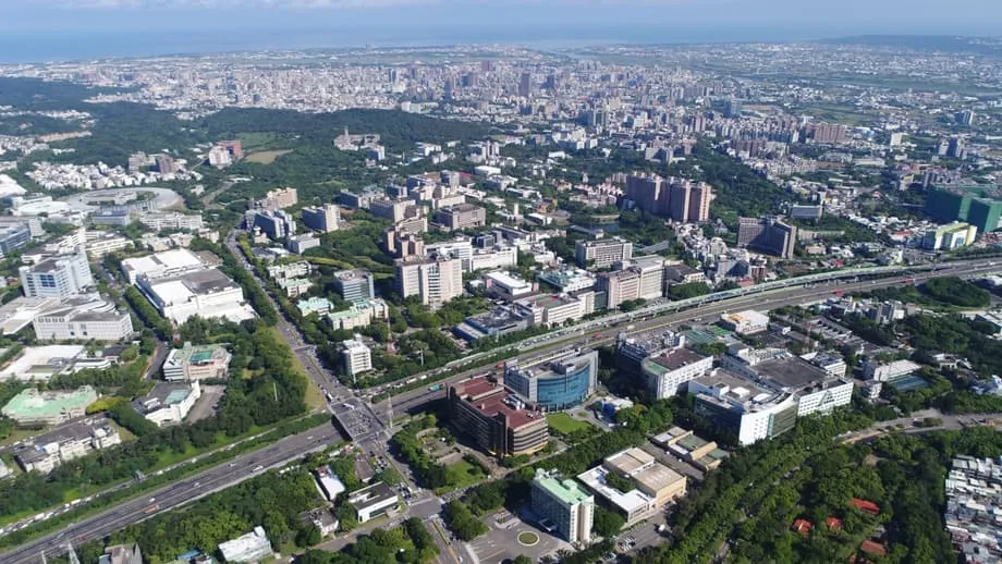 Por qué la foto de Hsinchu publicada por China en X desató inquietud mundial por los chips