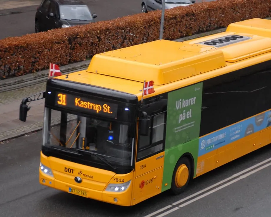 Dinamarca busca cerrar una brecha de seguridad en los autobuses eléctricos chinos tras las pruebas en Noruega