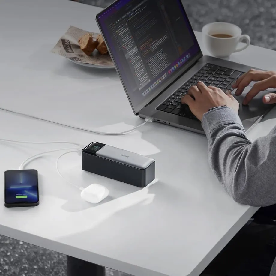 Las nuevas normas de China para las baterías portátiles: pantallas LCD, aplicaciones y pruebas más estrictas para 2026