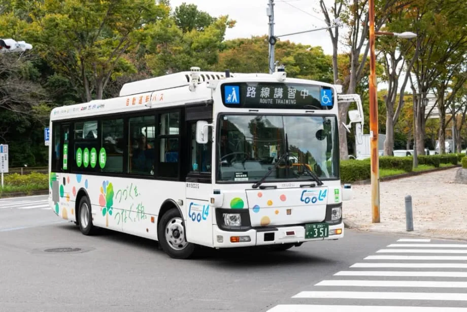 Primera prueba de un autobús autónomo de nivel 4 en vías públicas de Tokio