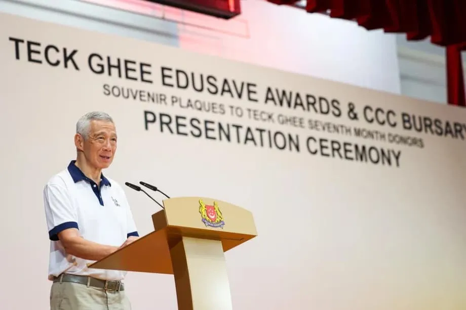 Los singapurenses deben actualizar continuamente sus competencias ante la incertidumbre mundial: Lee Hsien Loong