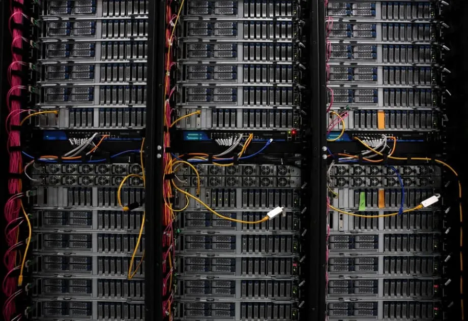 Digital Edge invertirá 4.500 millones de dólares en el mayor campus de centros de datos preparado para IA de Indonesia