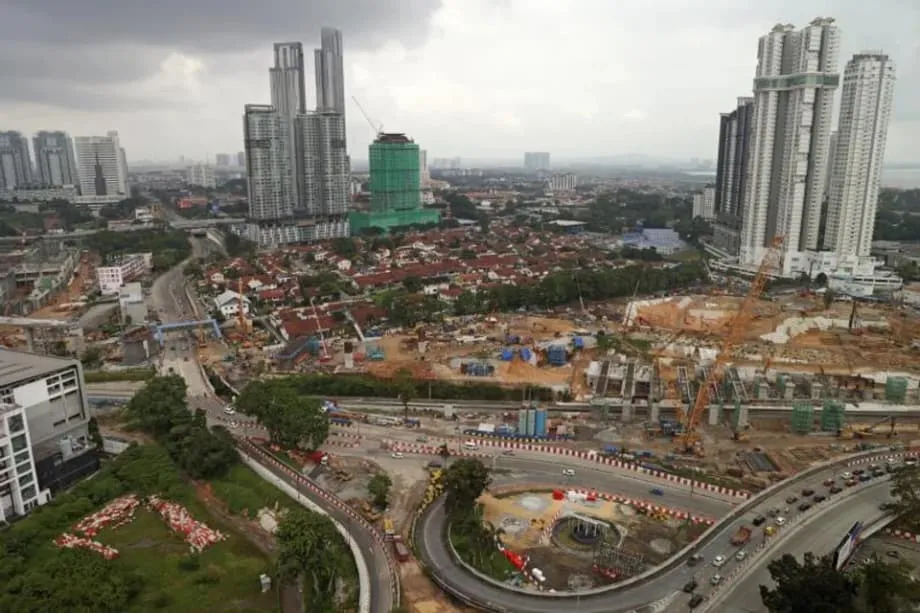 El auge de los centros de datos en Johor choca con la saturación de la red eléctrica y los retrasos obligan a rechazar proyectos