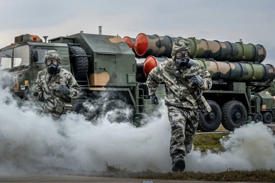 China ensaya una respuesta a una guerra nuclear mientras las tensiones en torno a Taiwán llegan a un punto crítico