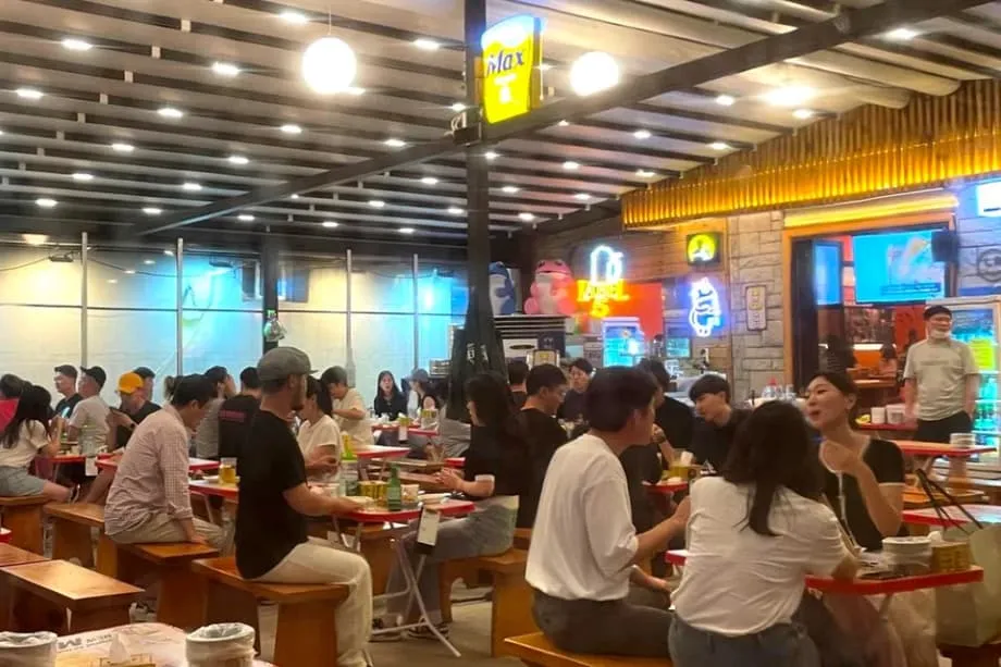 El cambio de hábitos en Corea del Sur: cómo una nación conocida por beber en exceso está dejando el alcohol
