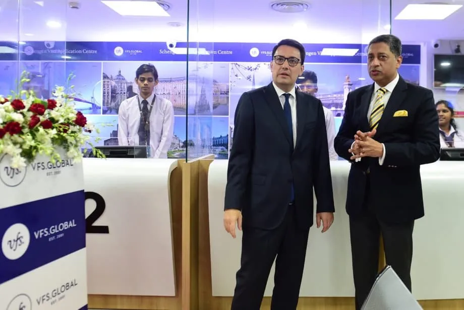 Dentro de VFS Global: cómo una empresa privada construyó un imperio de visas con servicios opcionales de pago
