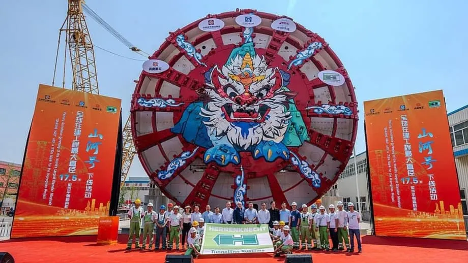 La colosal tuneladora que construyó la autopista submarina de Hong Kong