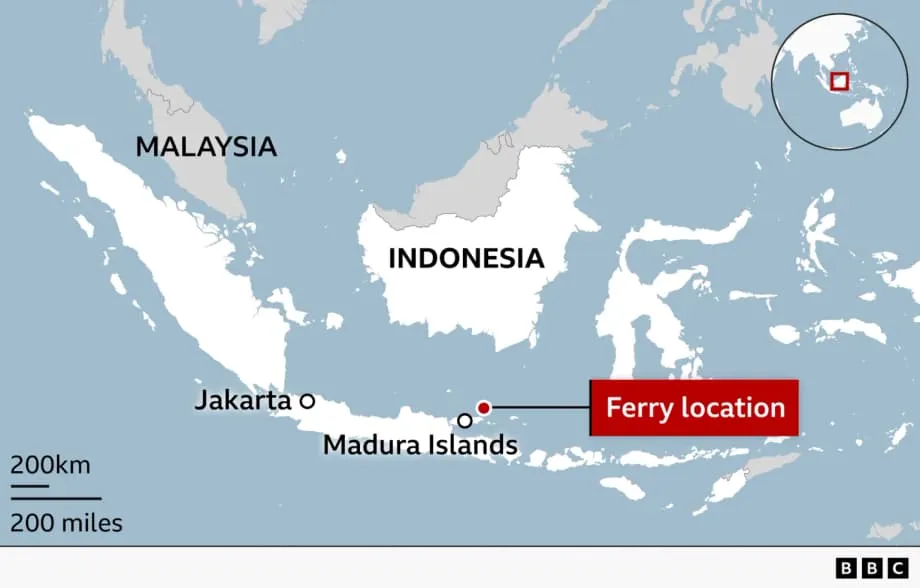 Cinco muertos y decenas de desaparecidos tras el incendio de un ferry en Indonesia
