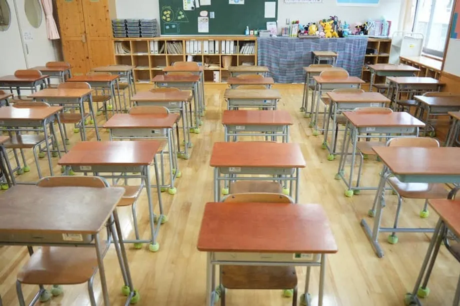 Tokio establece reglas escolares para los padres conflictivos, con grabaciones y reuniones de 30 minutos