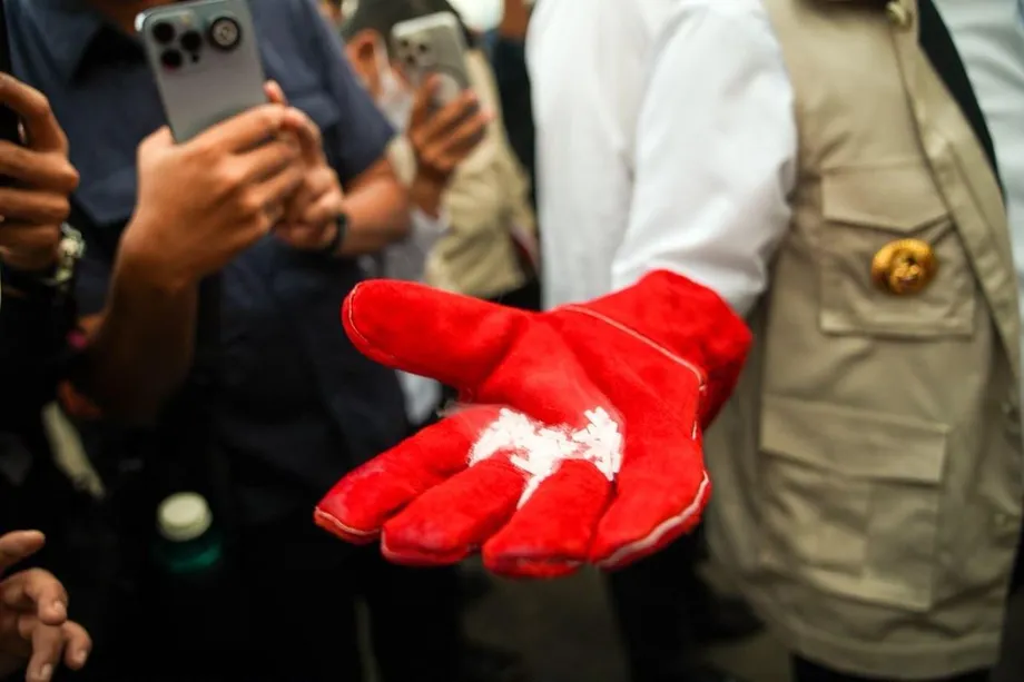 Indonesia Tests Dry Ice Against Fire Haze as Palembang Visibility Improves
