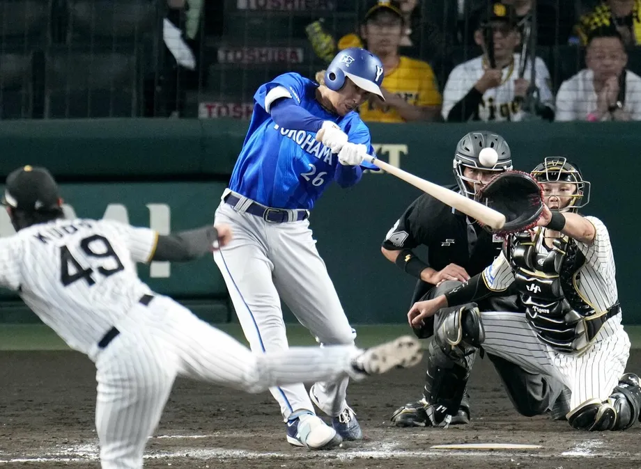DeNA Sweep Hanshin After Ninth-Inning Comeback to Reach Japan Series