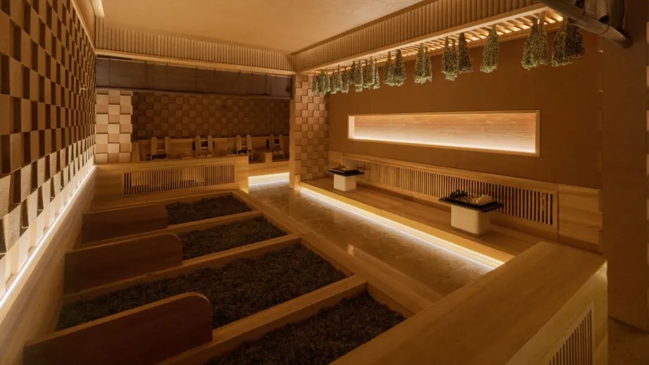 China's 24-Hour Mega Spas Turn Bathing Into an Overnight Escape