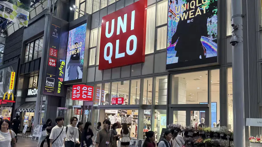 Uniqlo to Raise Japan Prices by About 4%, With Four Pairs of Socks Rising to ¥1,560